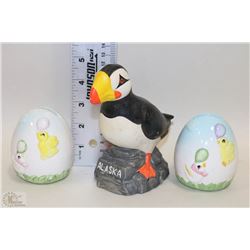 LOT OF 3 DECORATION PIGGY BANKS