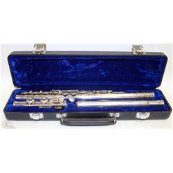 WM WINSTON BOSTON FLUTE IN CASE