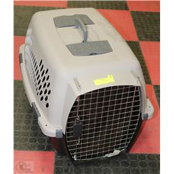 25"X18"X18" PET CARRIER