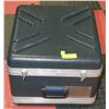 Image 1 : 17"X17"X14" HARD CASE