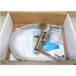 NEW BRUSHED NICKLE BATHROOM FAUCET