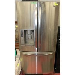 LG FRIDGE STAINLESS STEEL FRENCH DOOR  WITH WATER