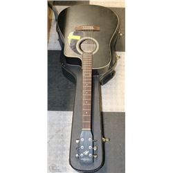 ART-LUTHERIE WILD CHERRY WITH FENDER HARD CASE