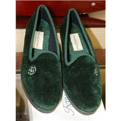 SIZE 10 LADIES SLIP-ONS