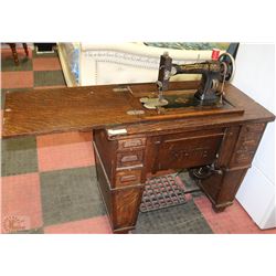 1913 PAT WHITE ROTARY TREDDLE SEWING MACHINE