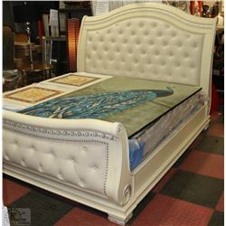 NEW WHITE AND BEIGE LEATHERETTE AND NAILHEAD