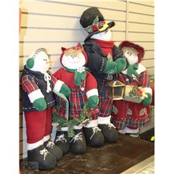 SET OF 4 HANDMADE SNOWMAN FAMILY