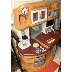 STEP 2 KIDS KITCHEN SET