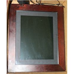 DIGITAL PHOTO FRAME W/12 INCH PHOTO