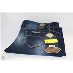 NEW R. DISPLAY STRETCH BLUE JEANS - LADIES