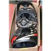 Image 1 : BOX WITH 2 MOTORCYCLE HELMETS SIZE LARGE