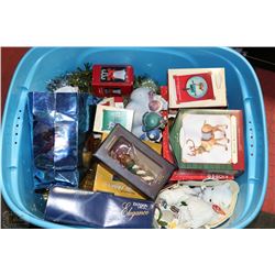 TOTE OF ASSORTED CHRISTMAS ORNAMENTS INCL