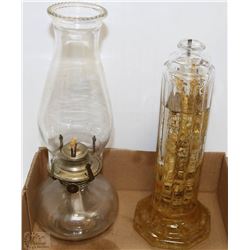 VINTAGE OIL LAMP WITH OIL BURNING COLUMN