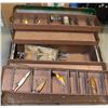 Image 1 : VINTAGE FISHING LURE BOX WITH CONTENTS