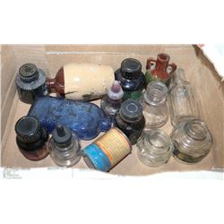 BOX WITH VINTAGE BOTTLES AND DROPPERS
