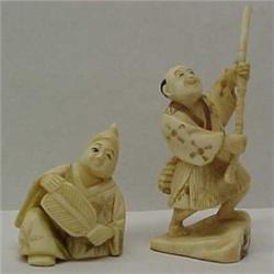 Carved ivory netsuke and figurine, 1 1/2" Netsuke