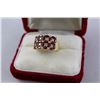 Image 1 : 14K RING S/W 8 SMALL DIAMONDS & NUMEROUS RED STONES