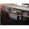 Image 1 : LOT OF LINENS AND GEL MEMORY FOAM MATTRESS COVER