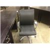 Image 2 : BLACK LEATHER HIGH BACK EXECUTIVE CHAIR