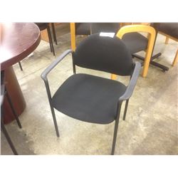 BLACK STACKING CLIENT CHAIR S2