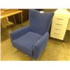 Image 1 : BLUE LOUNGE CHAIR