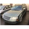 Image 1 : 2002 VOLKSWAGEN PASSAT, 4 MOTION, 4 DOOR STATION WAGON, GREY, VIN # WVWYH63B42E202079