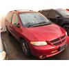 Image 2 : 2000 DODGE CARAVAN SPORT, 4 DOOR PASS VAN, RED, VIN # 1B4GP44L5YB563676