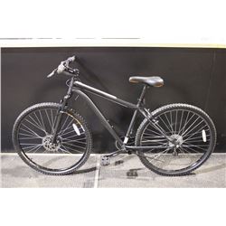 BLACK WICKED 21 SPEED FRONT SUSPENSION MOUNTAIN BIKE WITH FRONT DISC BRAKES