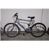 Image 2 : 2 BIKES: BLUE CHEROKEE FRONT SUSPENSION & GREY CCM MOUNTAIN BIKE