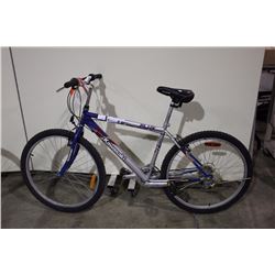 2 BIKES: GREY KAWASAKI MOUNTAIN BIKE & GREY DIAMONDBACK FRONT SUSPENSION MOUNTAIN BIKE