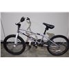 Image 2 : 2 BIKES: PURPLE NEXT MOUNTAIN BIKE & SILVER DIAMONDBACK STUNT BACK