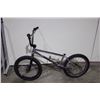 Image 2 : 2 BIKES: BLACK STUNT BIKE & CHROME BMX BIKE