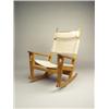 Image 1 : GETAMA, Gedsted - Hans J. Wegner - Schaukelstuhl, - Eiche, Leinen. Geradlinige Holzkonstruktio...