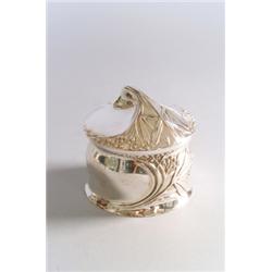 F W Quist Esslingen Poul Follot Dose Plated Reliefdekor Mit Mistelbeeren Und Blatt