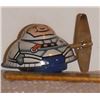 Image 1 : Toy with key staying in always the Spaceman turns + see secret metal - jouet qui tourne etc.