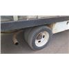 Image 19 : 2005 Ford F450 Stake Bed Flatbed Truck w/ Lift Gate, 12 Foot Bed  (Lic. 635 TTS)