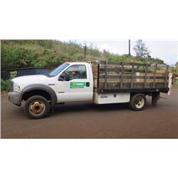 2005 Ford F450 Stake Bed Flatbed Truck w/ Lift Gate, 12 Foot Bed  (Lic. 635 TTS)