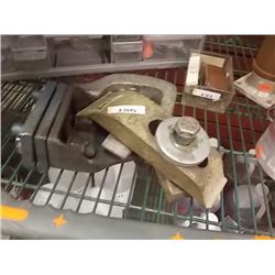 LOT OF PULLERS / TENSIONERS