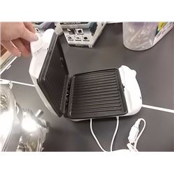 ELECTRIC GRILL - B & D