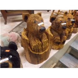 UNIQUE CHAINSAW CARVING - BEAR IN STUMP