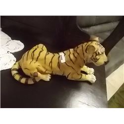 RESSIN LION