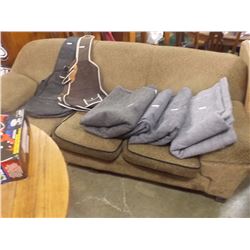 VINTAGE CHESTERFIELD - 3 SEATER