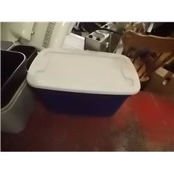 BLUE TOTE WITH LID