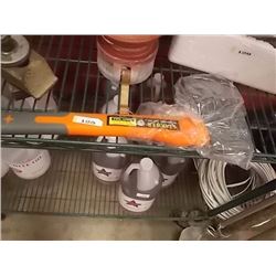 NEW AXE 2.5 LB