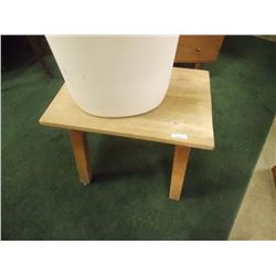 HAND CRAFTED WOOD SIDE TABLE - 21 X 15 X 19" TALL
