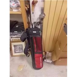 GOLF CLUB IN BAG