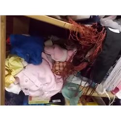 SHELF DOLL CLOTHES - KNITTED AND MORE