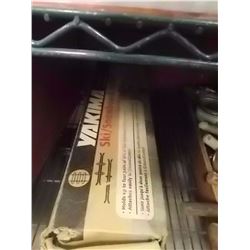 YAKIMA SKI/SNOWBOARD HOLDER