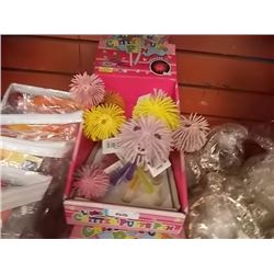 CRITTER PUFF PENS - NEW IN DISPLAY BOX