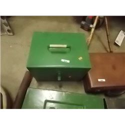 METAL TOOL BOX AND CONTENTS